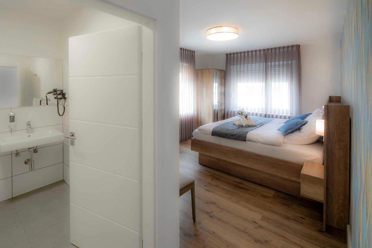 Mato One Zimmervermietung Arnsberg Bagian luar foto